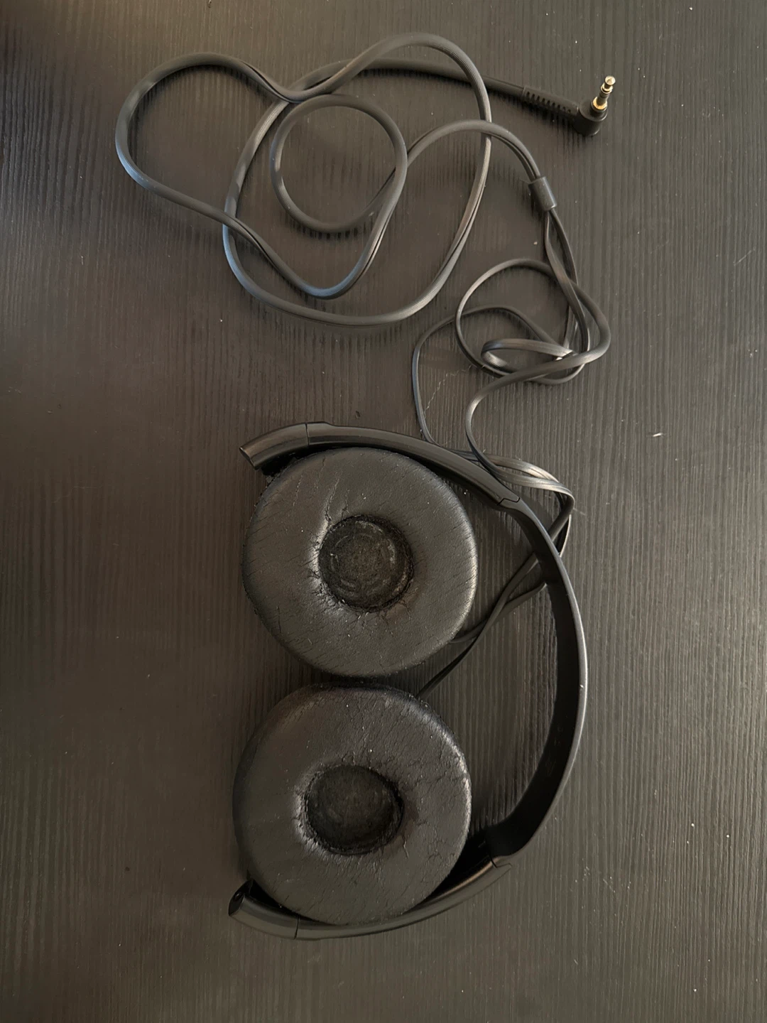 Sony Over-Ear Headphones - photo 4