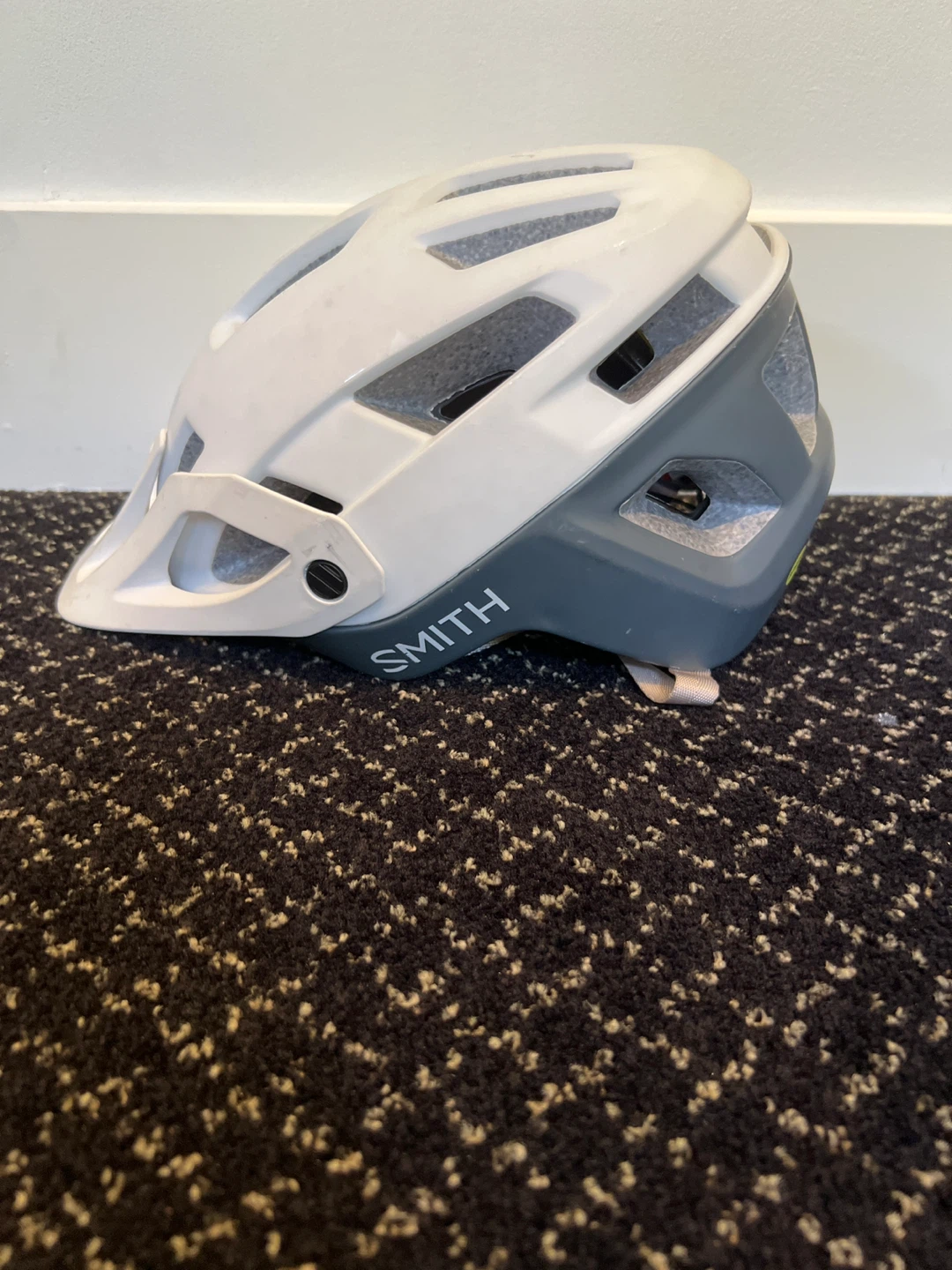 Smith Bicycle Helmet - photo 3