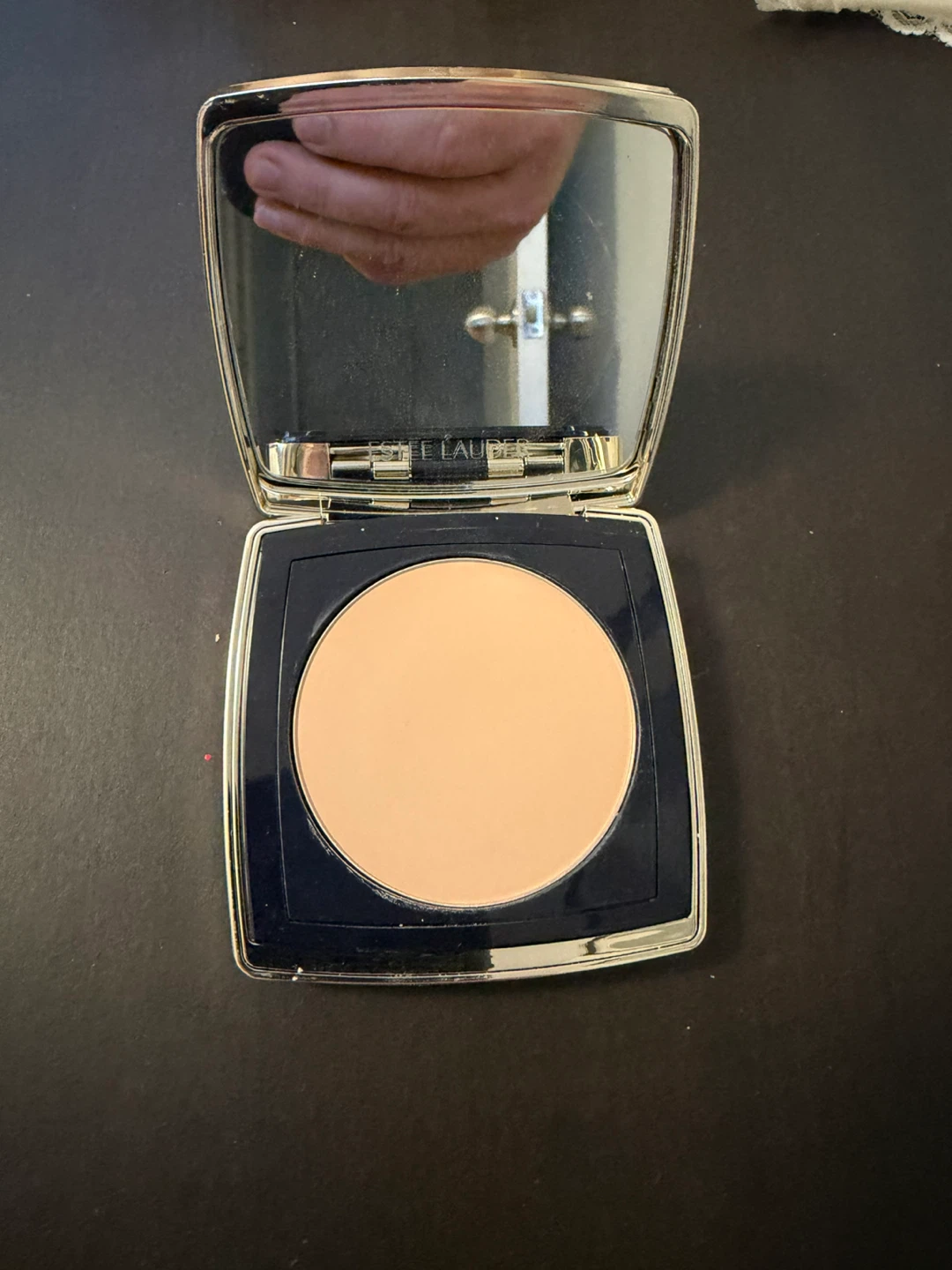 Estée Lauder Matte Powder Foundation - photo 2