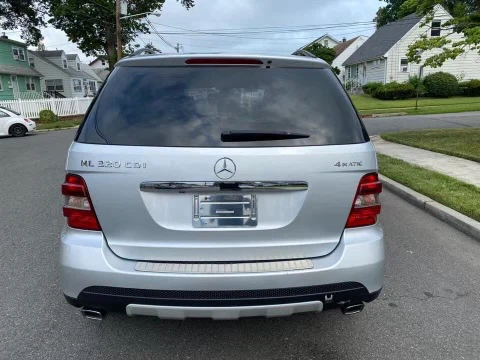 Mercedes-Benz ML 320 CDI 4MATIC - photo 3