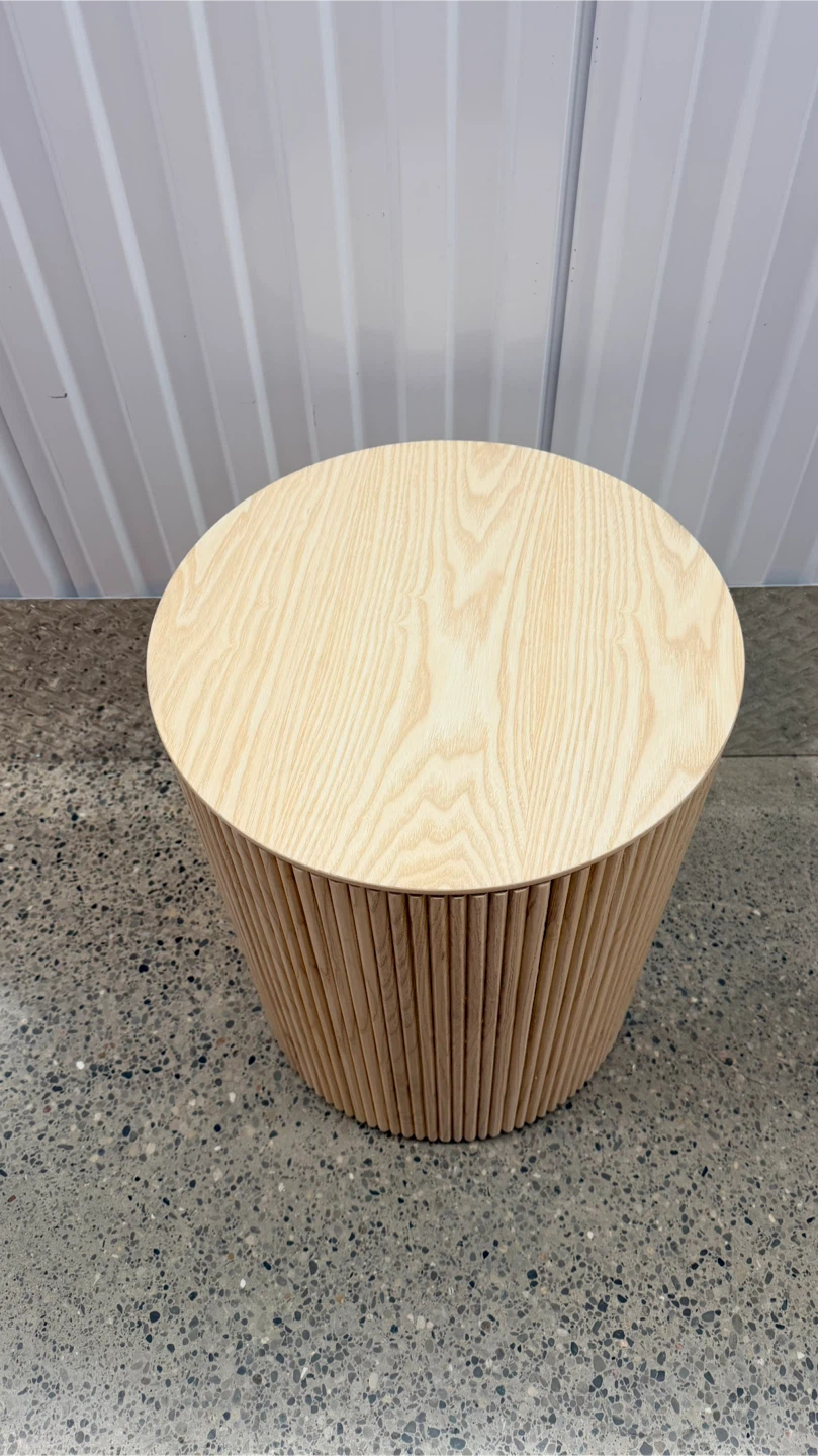 Round Fluted Wood Side Table - photo 2
