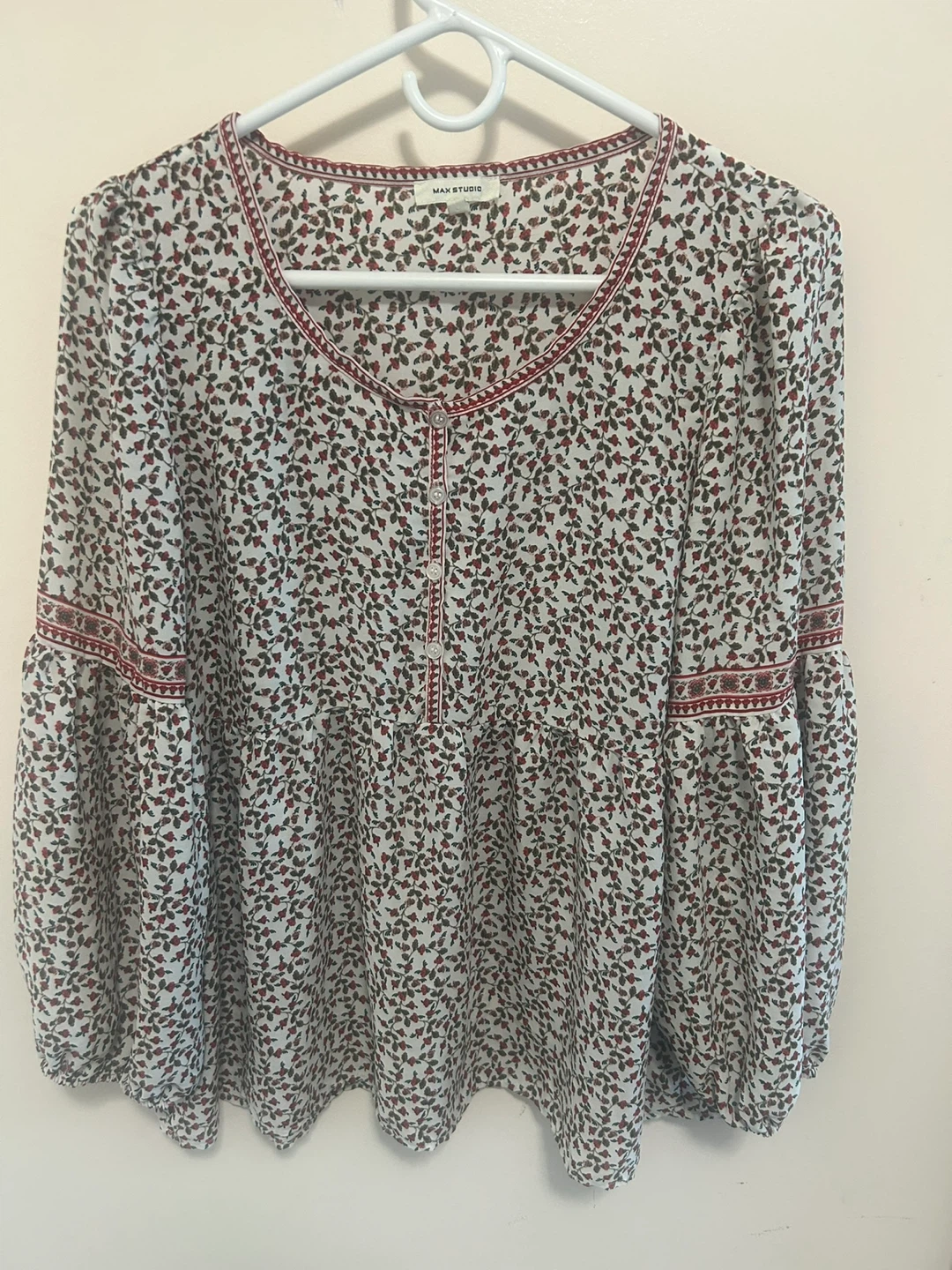 Max Studio Women's Floral Blouse Size M
