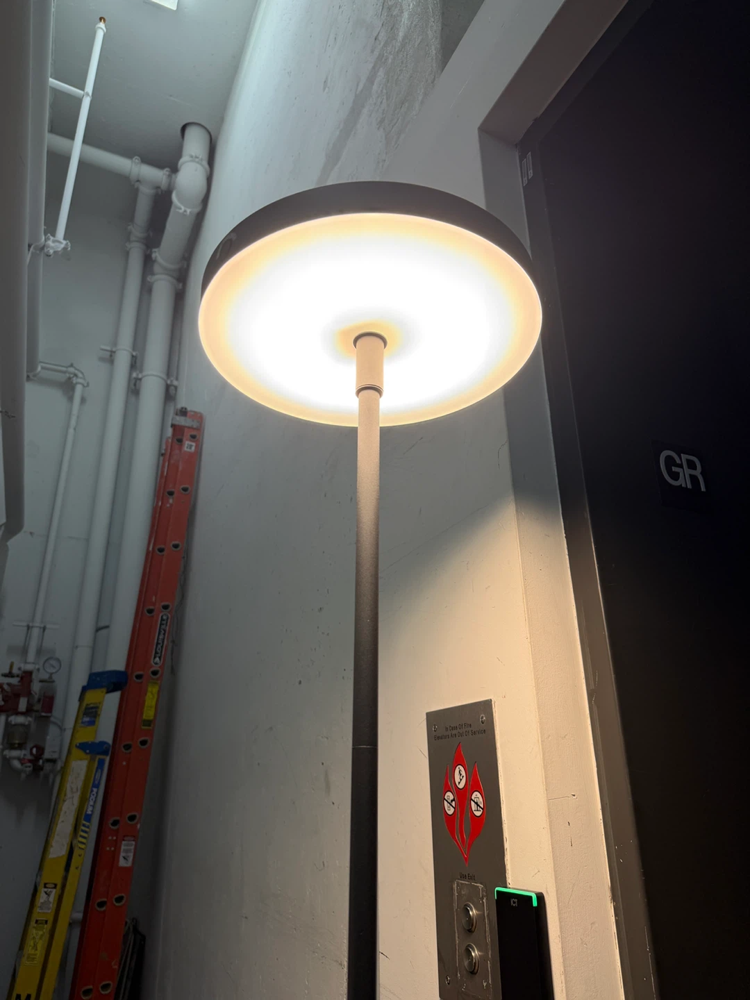 Modern LED Floor Lamp - Touch Switch - photo 2