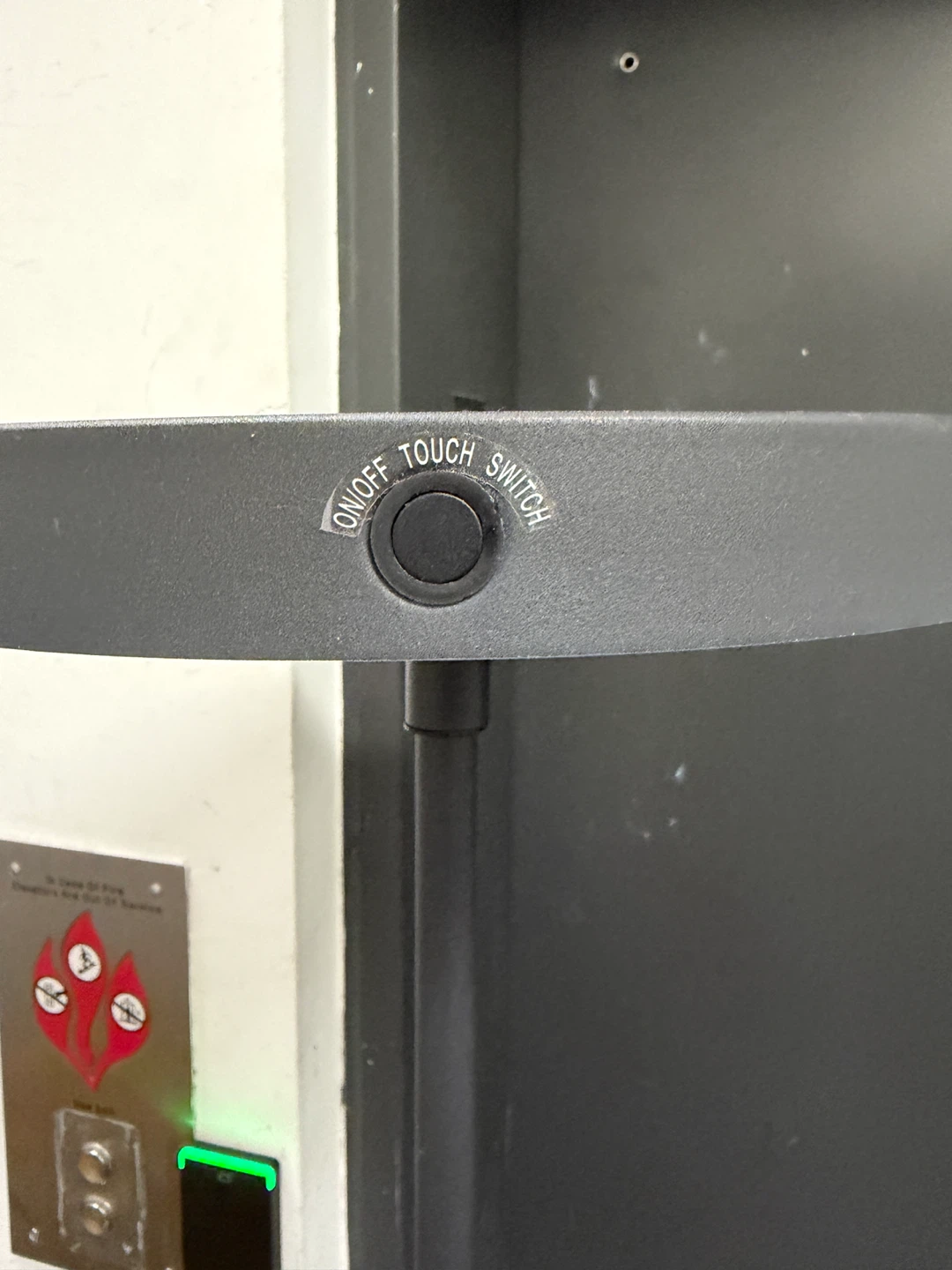 Modern LED Floor Lamp - Touch Switch - photo 5