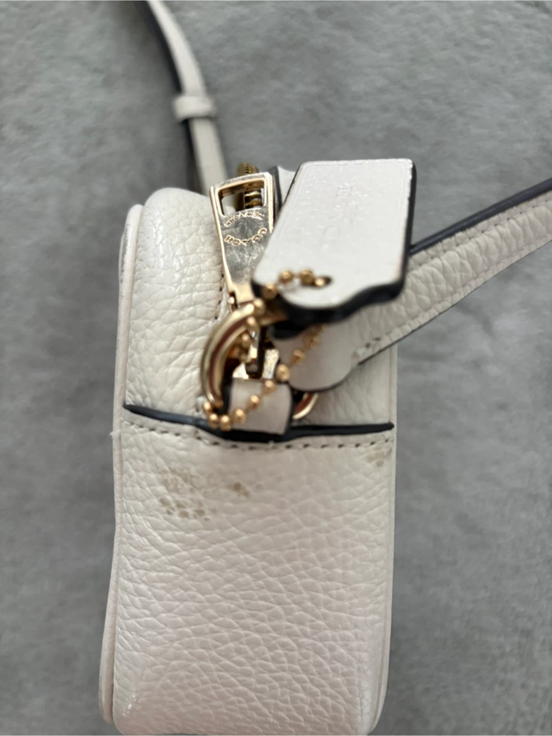 Coach White Leather Camera Bag - photo 3