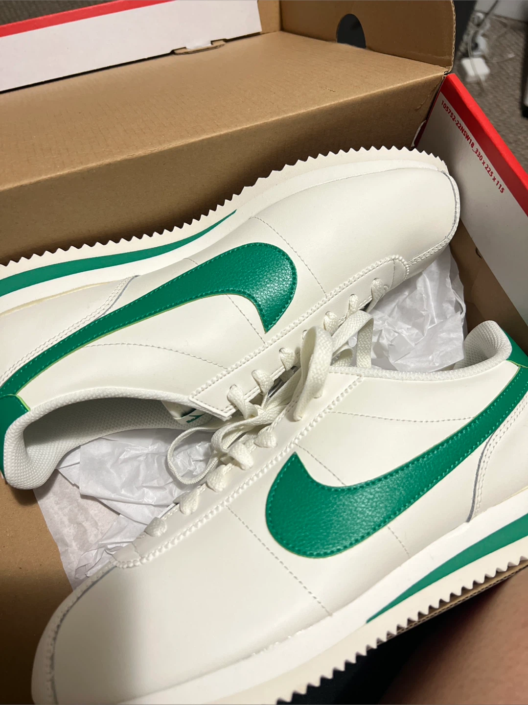 Nike Cortez White/Green Sneakers