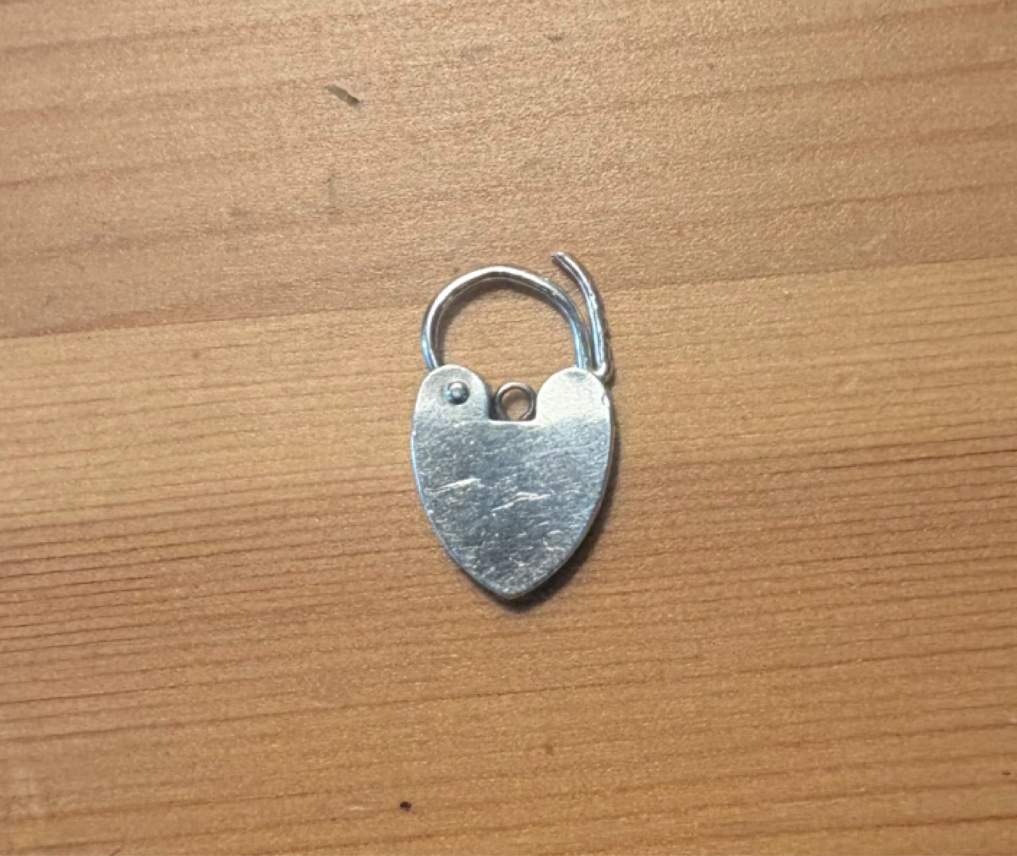 Vintage Sterling Silver Functional Padlock Charm - photo 2