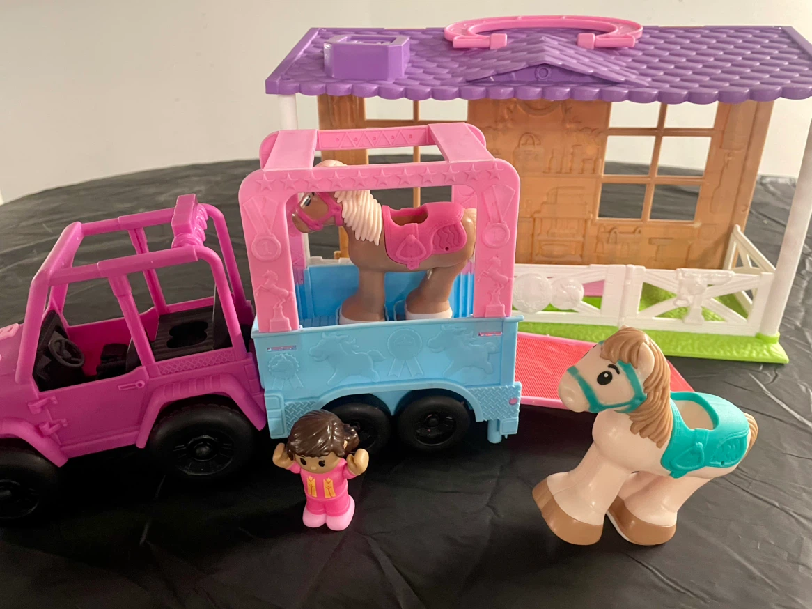 Fisher-Price Little People Horse Trailer Set