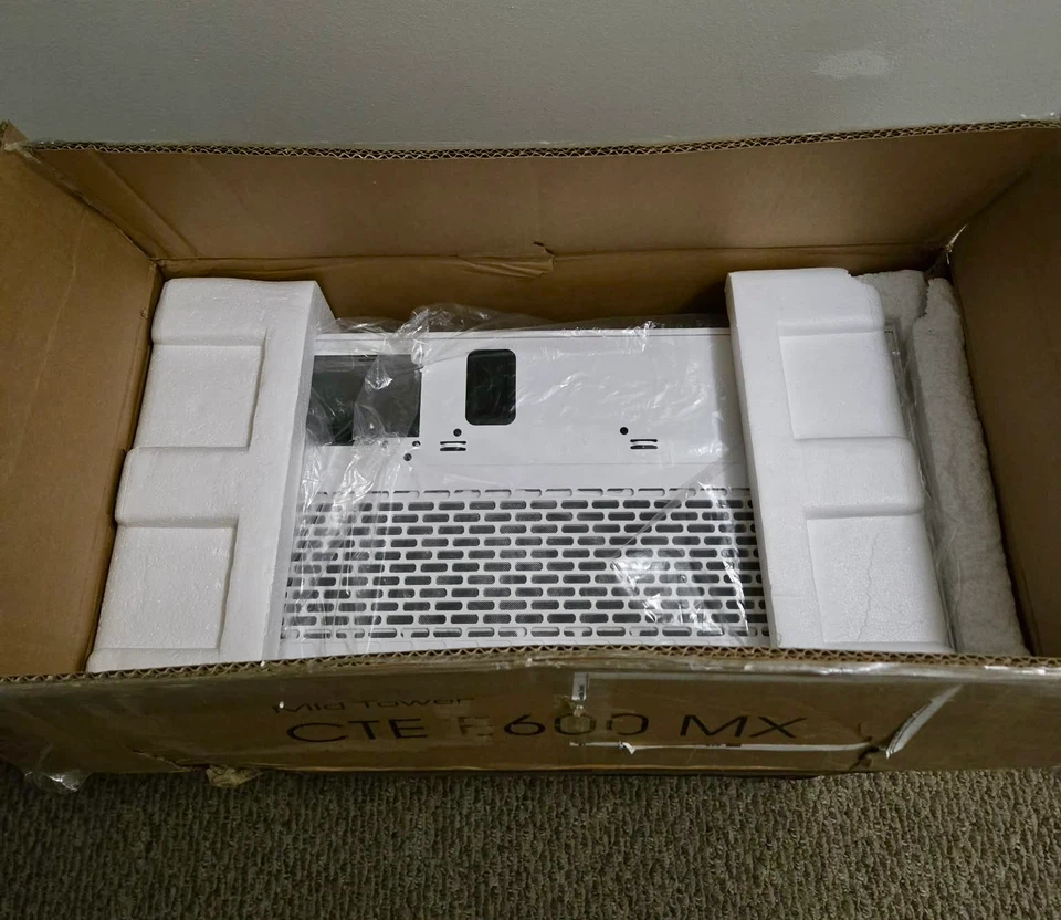 Mid tower computer case brand new