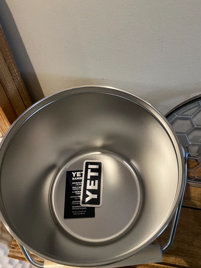 New YETI Rambler Beverage Bucket,  Insulated Ice Bucket with Lid - photo 4