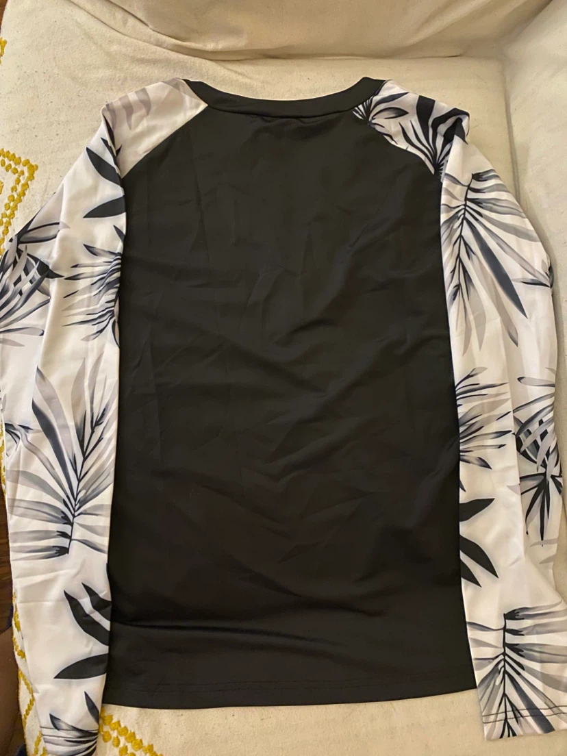 Rash Guard Swim Top, XL - photo 3