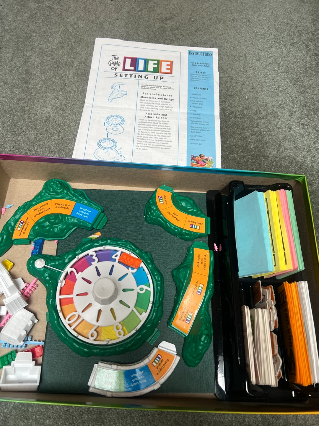 The Game of Life Board Game - photo 3