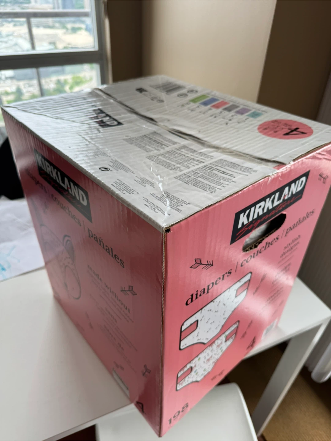 Kirkland Baby Diapers Size 4 - 198 Count - photo 2