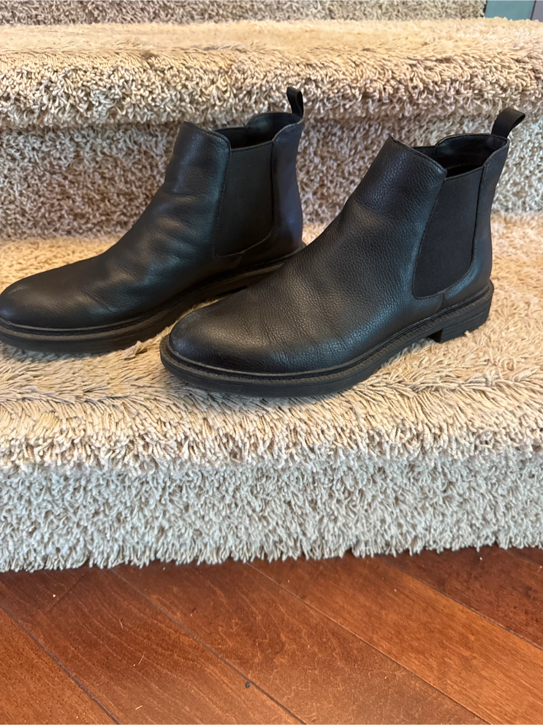 Kenneth Cole Black Leather Chelsea Boots