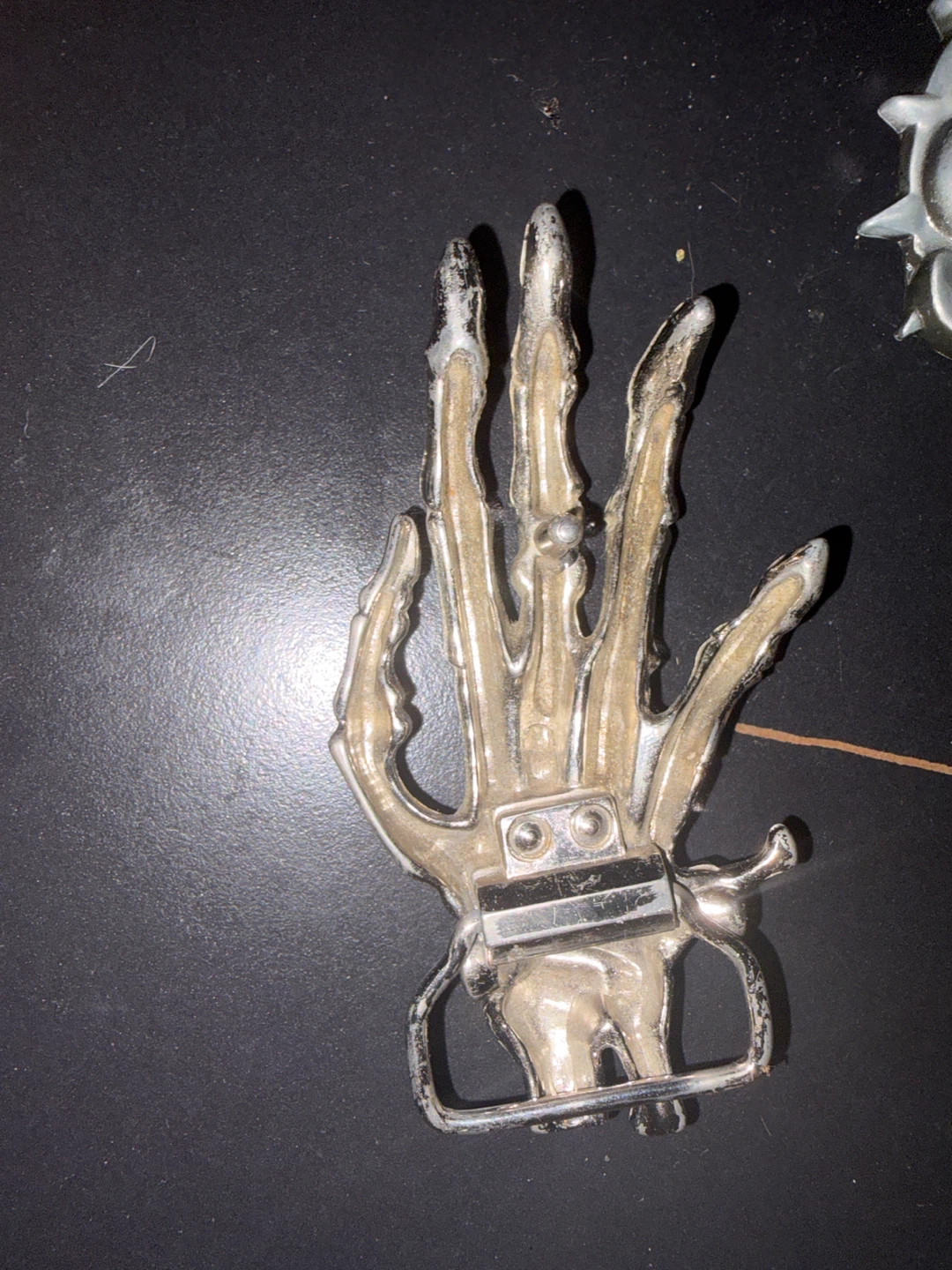 Skeleton Hand and Bulldog Belt Buckles - photo 4
