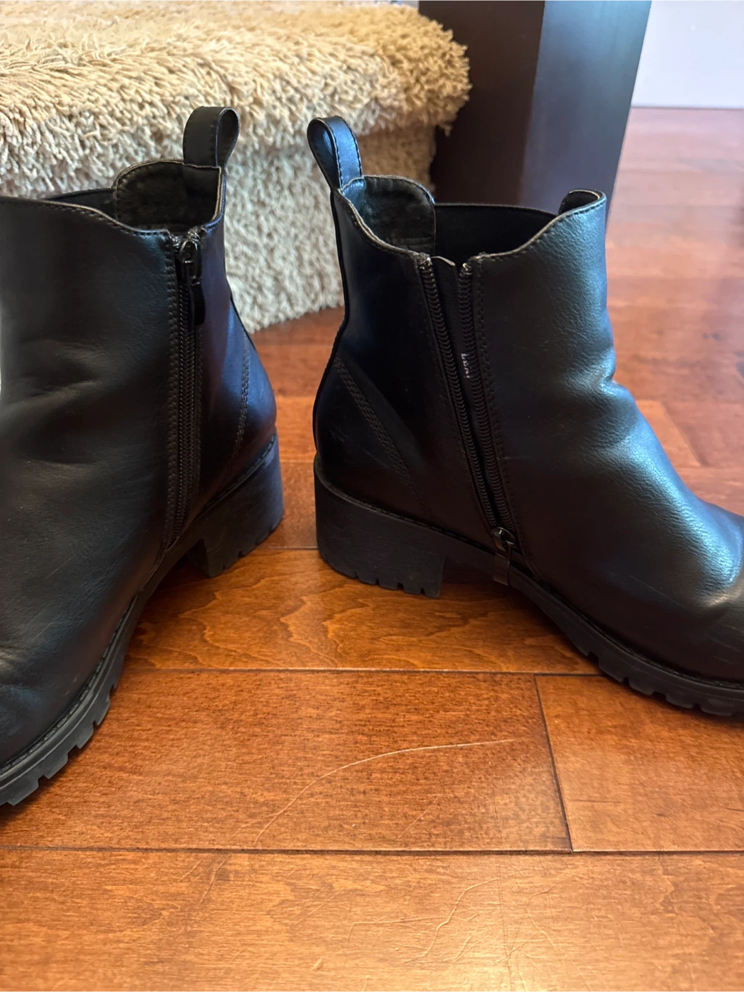 Black Chelsea Boots - photo 2