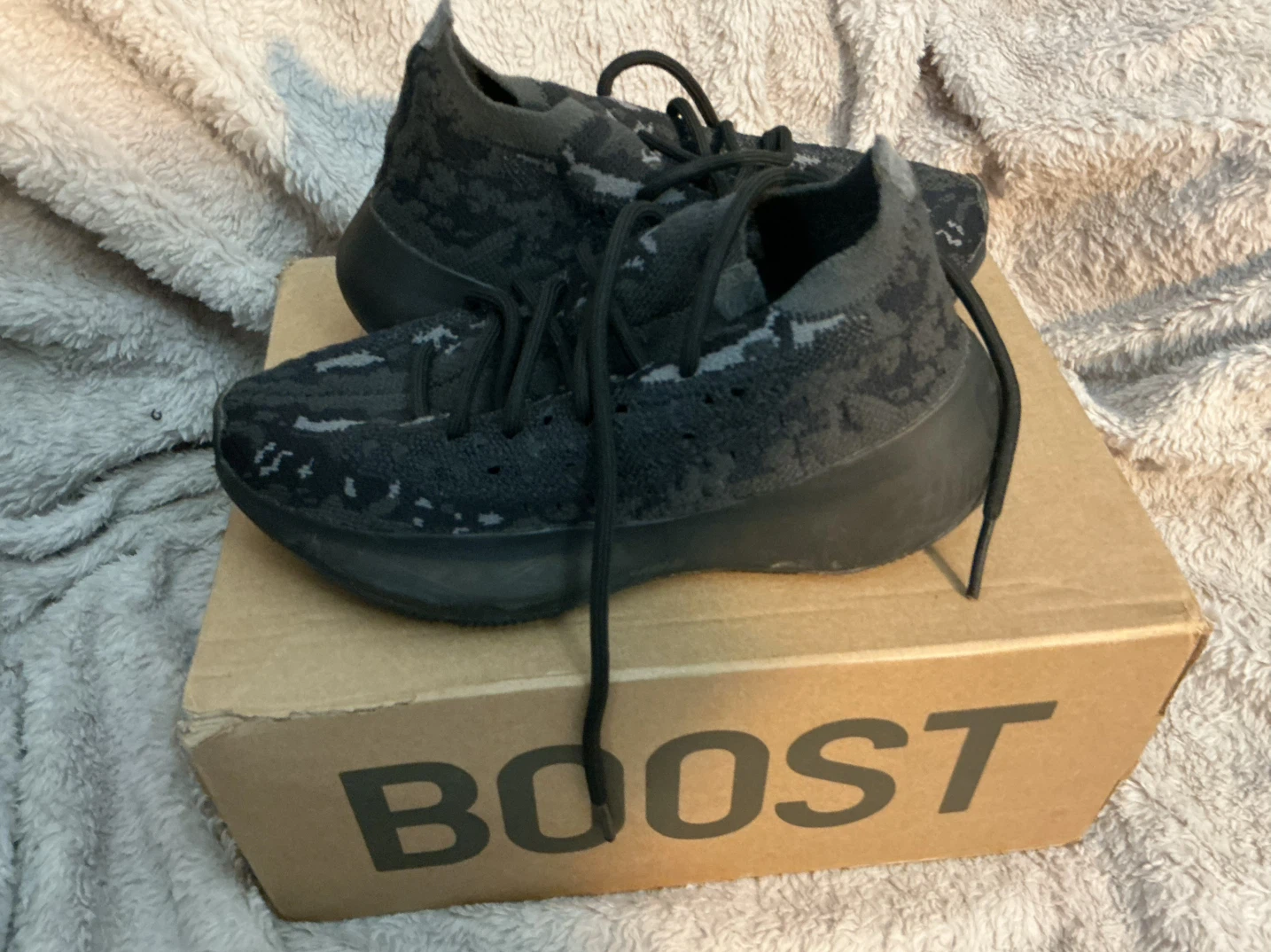 Adidas Yeezy Boost 380 "Alien" Sneakers - photo 2