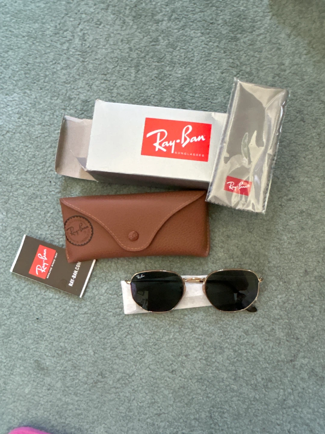 Brand New 🔥Ray-Ban Sunglasses ORB3548N