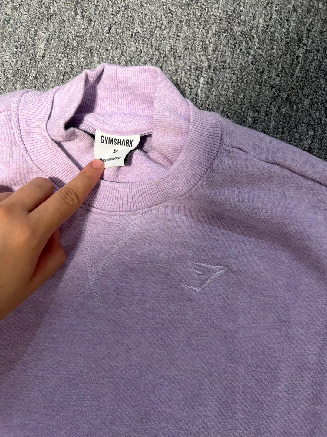 Gymshark  Cropped Sweatshirt Size M - photo 2