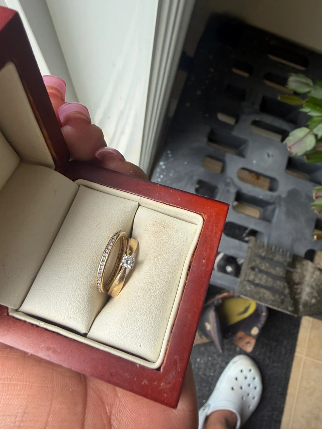Gold Wedding Band Set with Diamond Engagement Ring - photo 3