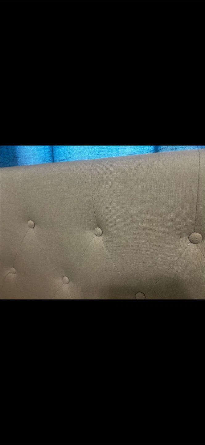 Tufted Upholstered Queen Bed Frame