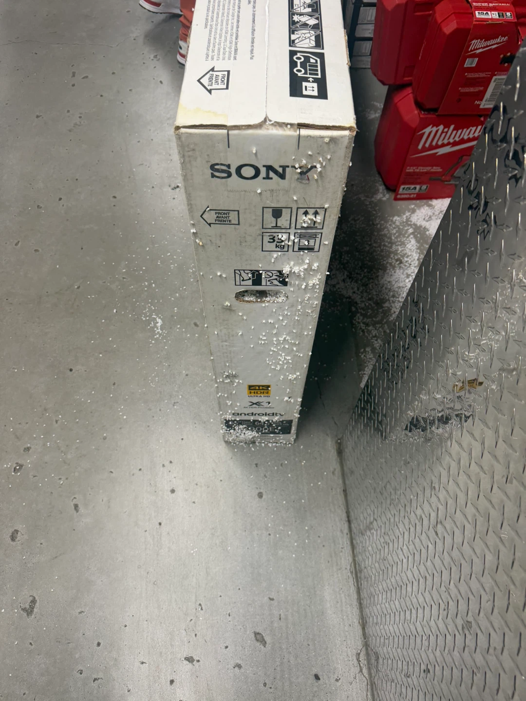 Sony Bravia 65" 4K HDR Android TV X900E - photo 2