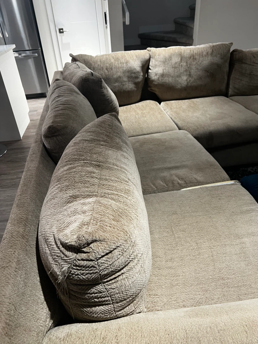 Beige sectional sofa - photo 2