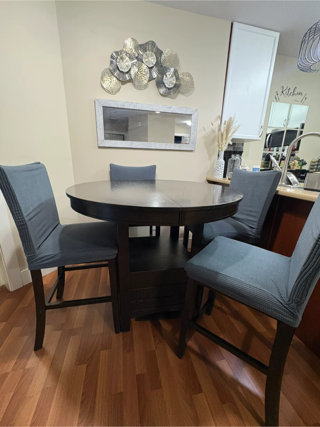Table and chairs(with covers),w/ Extension - photo 2
