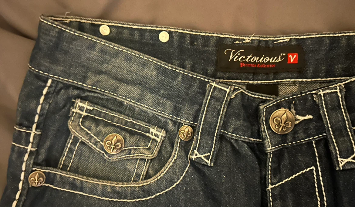 Victorious Premium Y2K Embroidered Jeans Fleur-de-Lis Rhinestone - photo 4