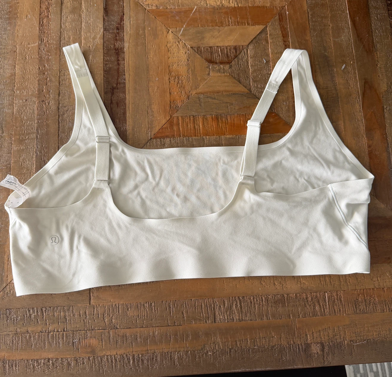 Size 14 Lululemon wundermost ultra soft nulu scoop neck bralette - photo 2