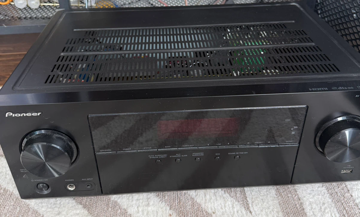 Pioneer VSX-531 AV Receiver-Perfect Condition with Remote