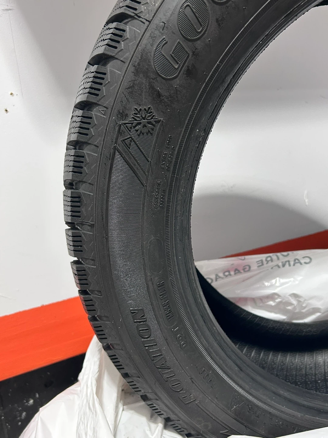 GOODYEAR  |  Winter Command All-Season Tires  |  215/55R17 - photo 5