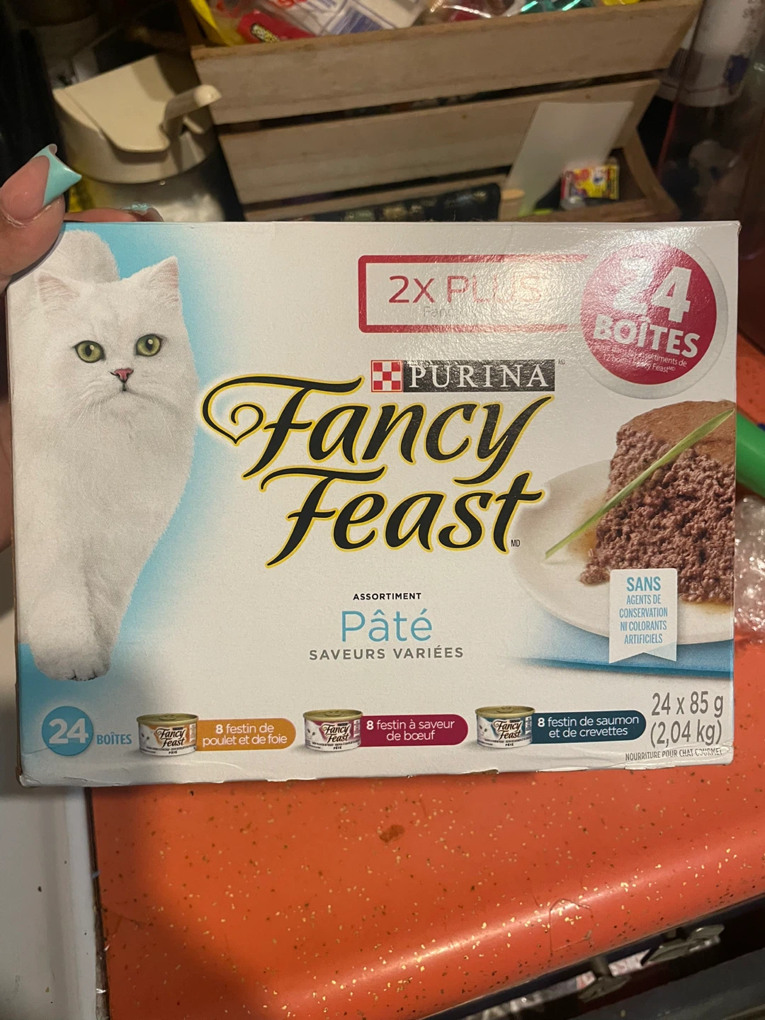 Purina Fancy Feast Pate and Simply Nourish Cat Food