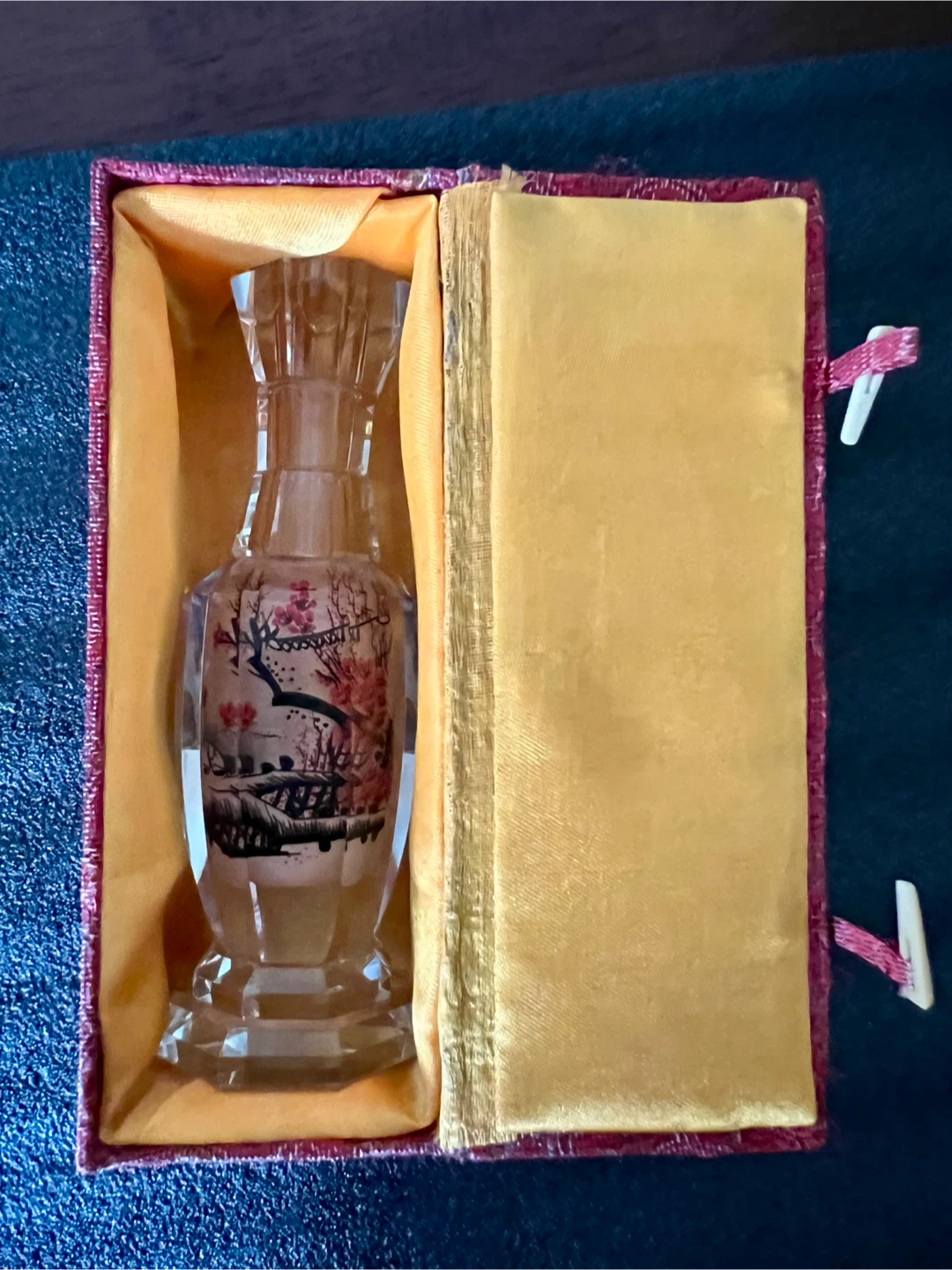 Reverse Painted Crystal Japanese Octagonal Vase - photo 3