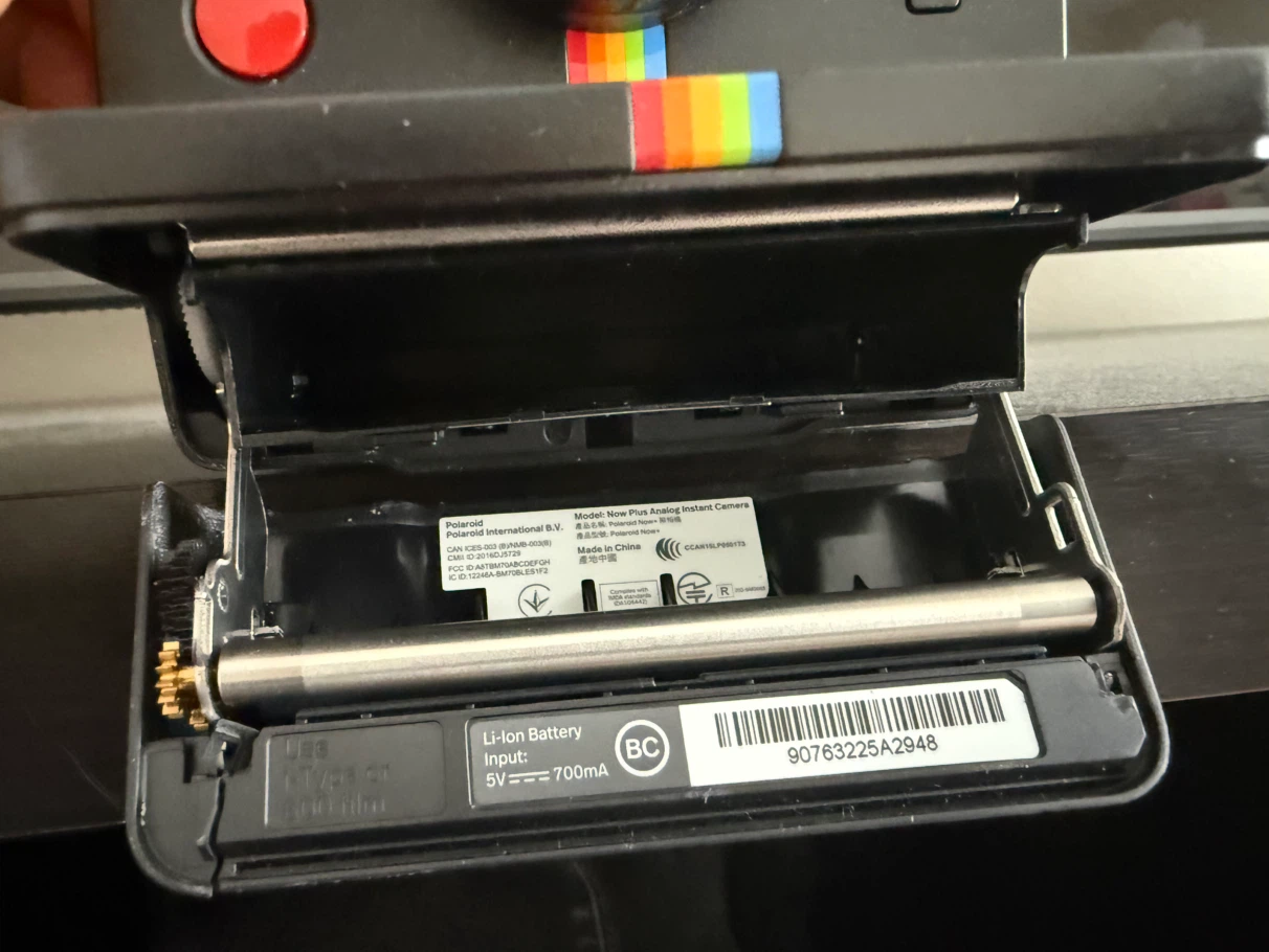 Polaroid Now+ i-Type Camera 2nd Gen - Black - photo 5