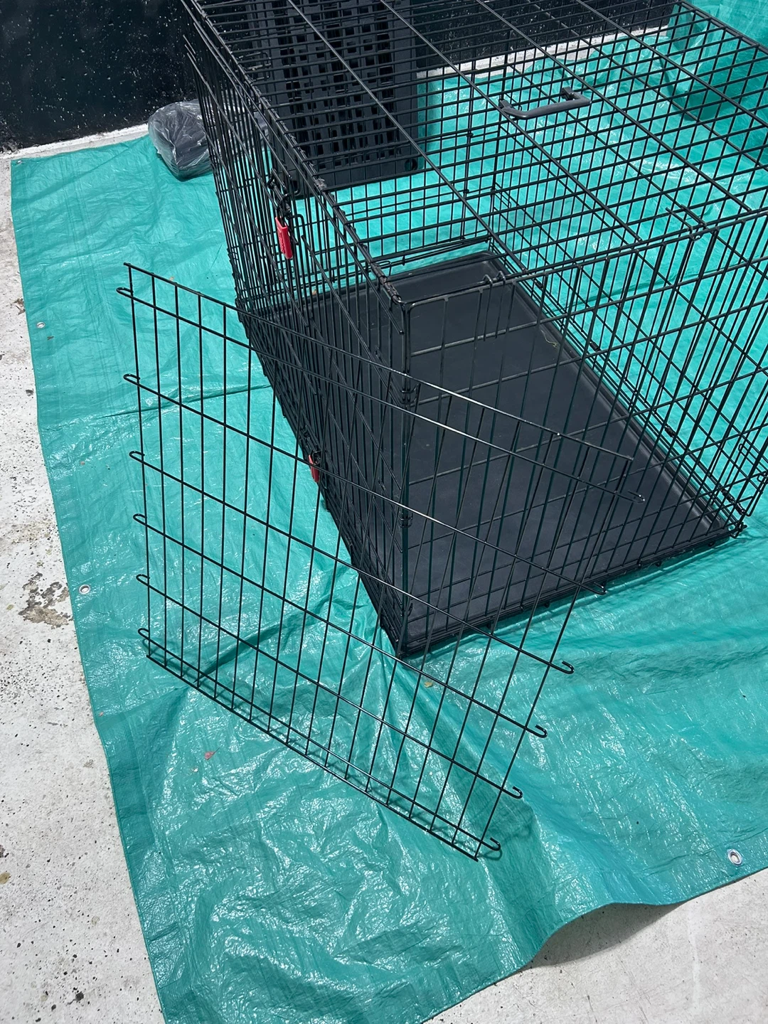 KONG Ultra-Strong Two-Door Crate  |  LARGE - 42"L × 29"W × 31"H - photo 2
