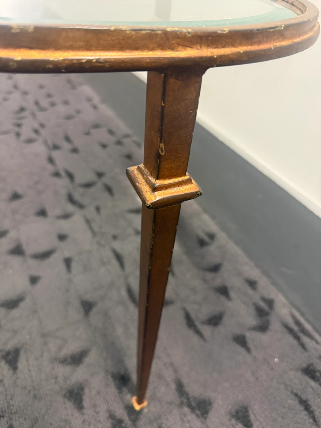 ✨ Vintage Brass & Glass End Tables (Matching Pair) ✨ - photo 4