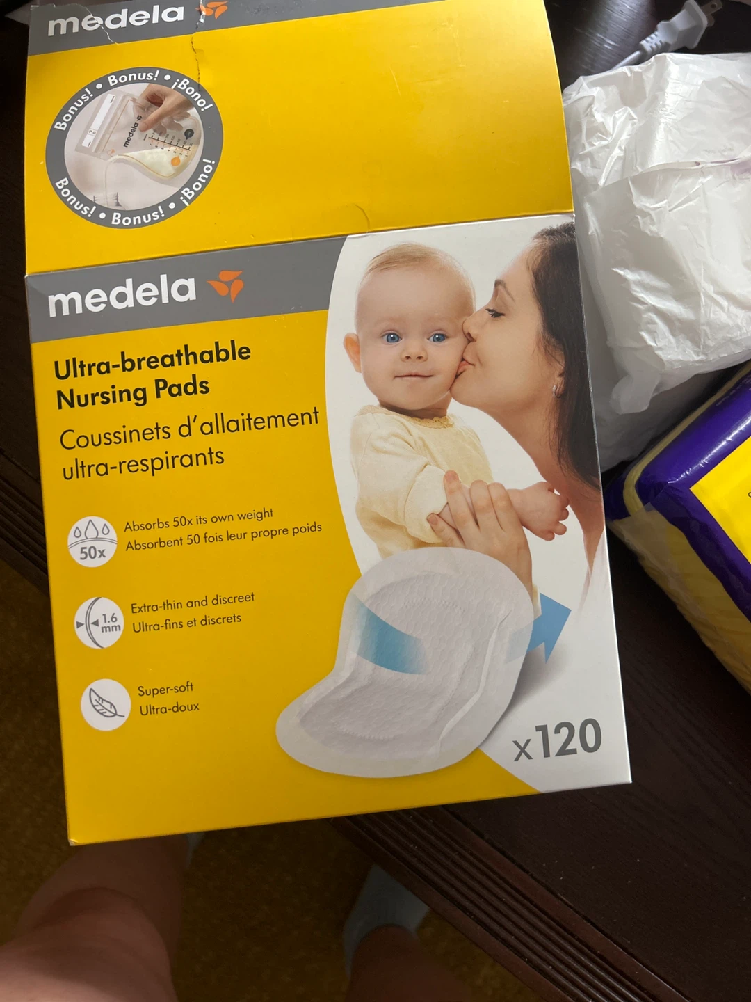 Medela Ultra-breathable Nursing Pads - 30 Count