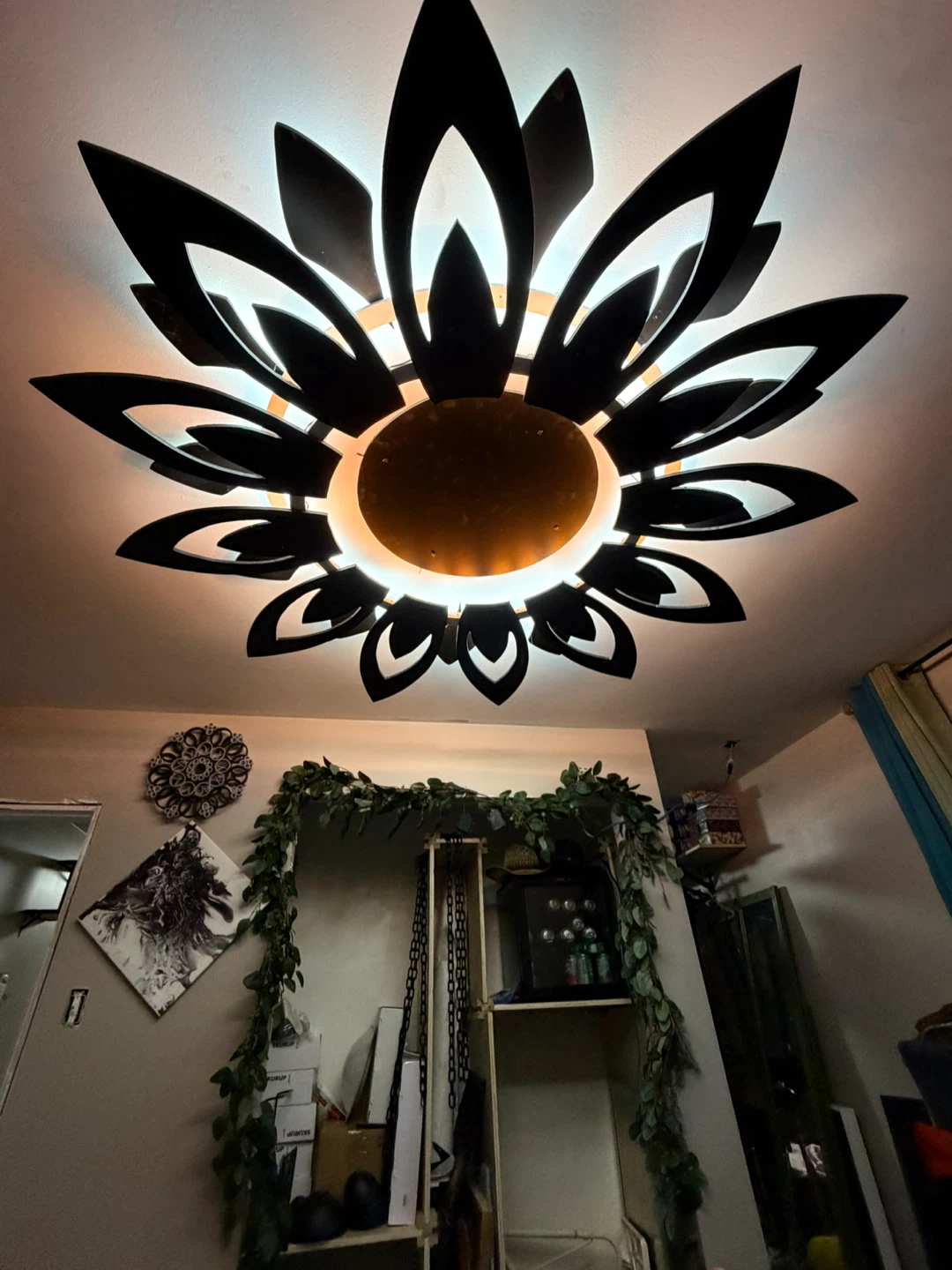 Flower Ceiling Light Fixture - photo 4