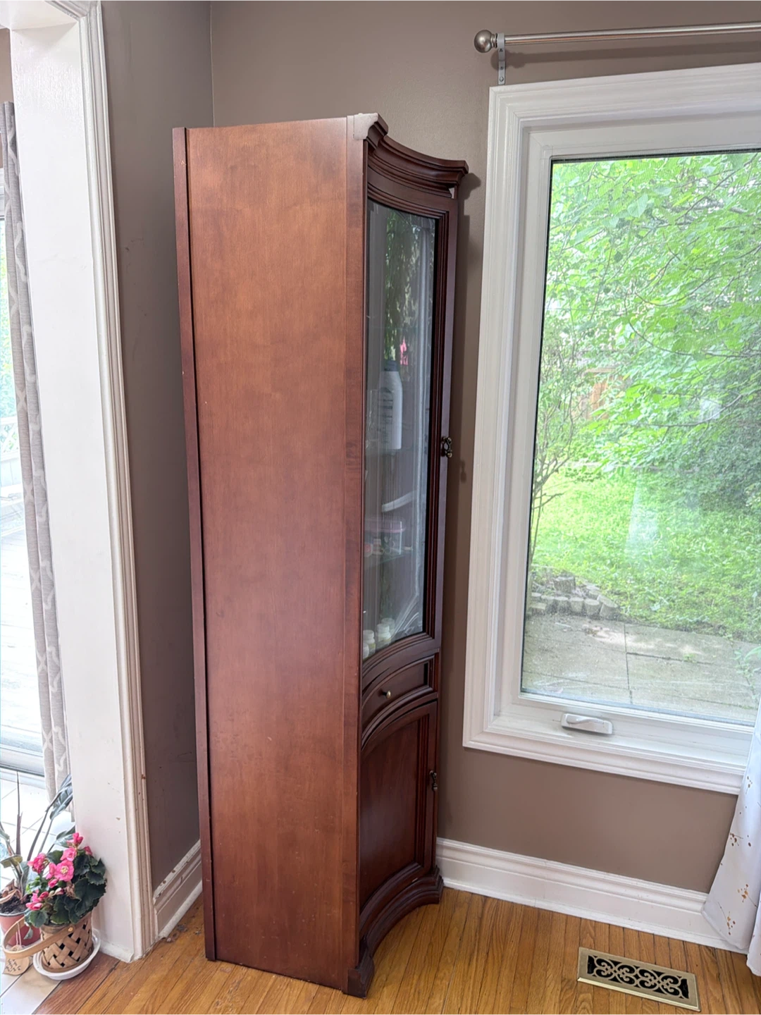 Corner Display Cabinet - photo 2
