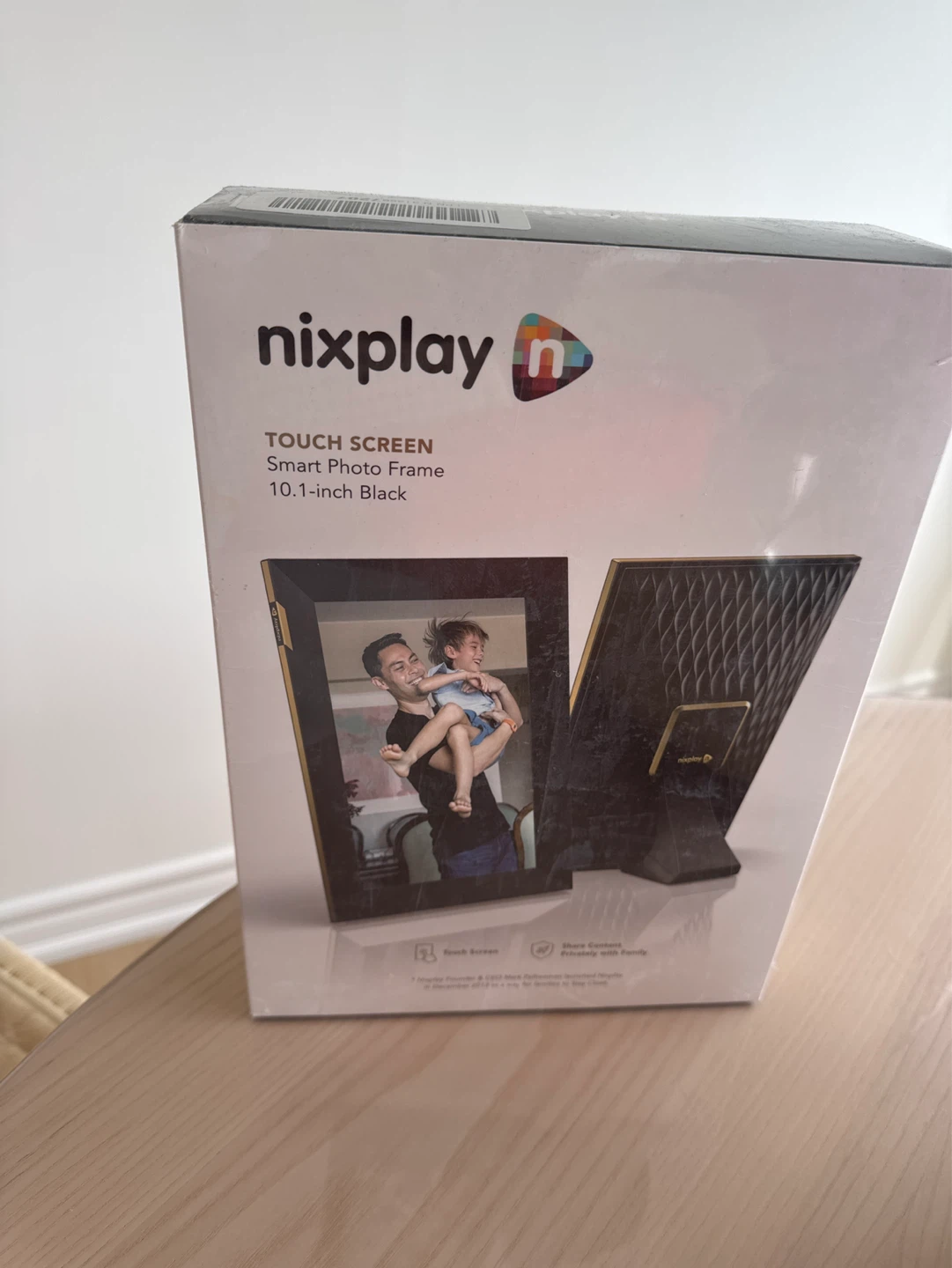 Nixplay Smart Photo Frame - 10.1" Touch Screen