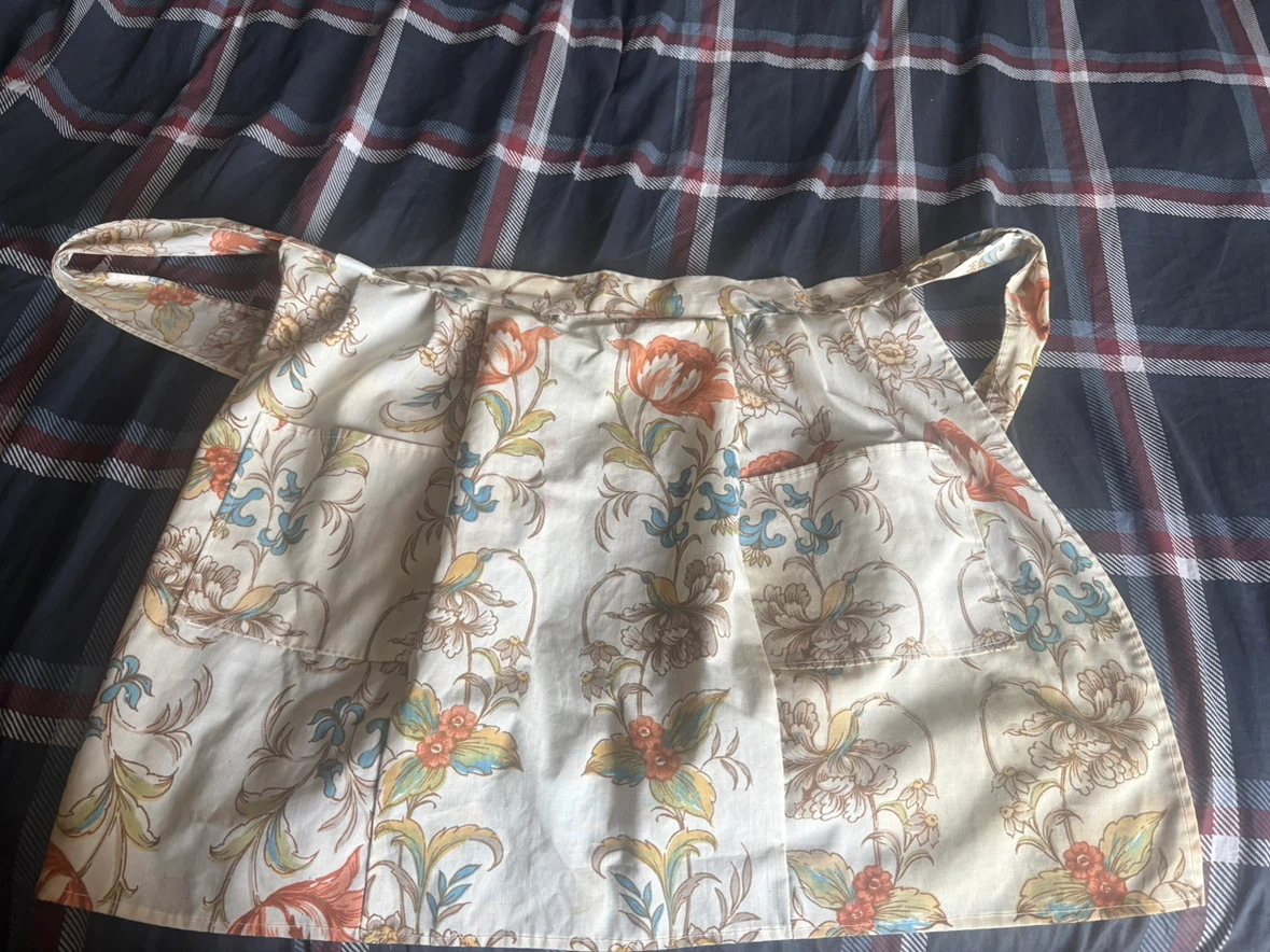 Vintage Floral Half Apron