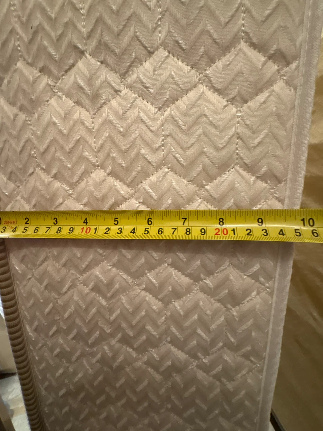 Sealy Posturepedic double Mattress - photo 3