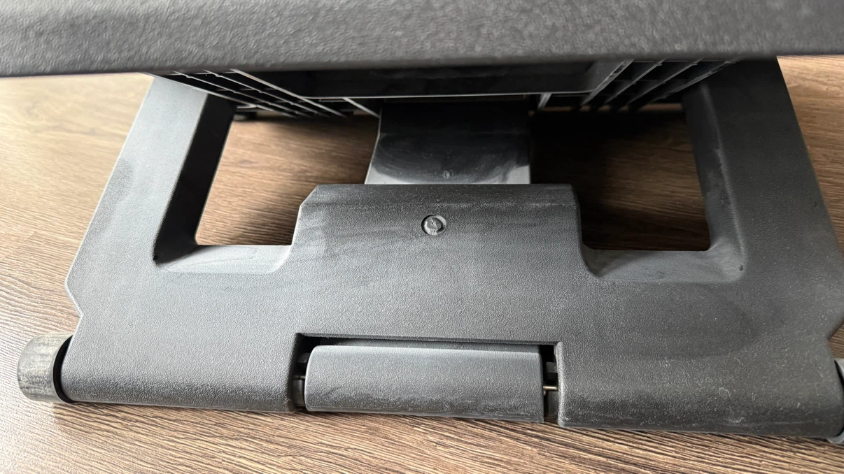 Adjustable Ergonomic Footrest - photo 3