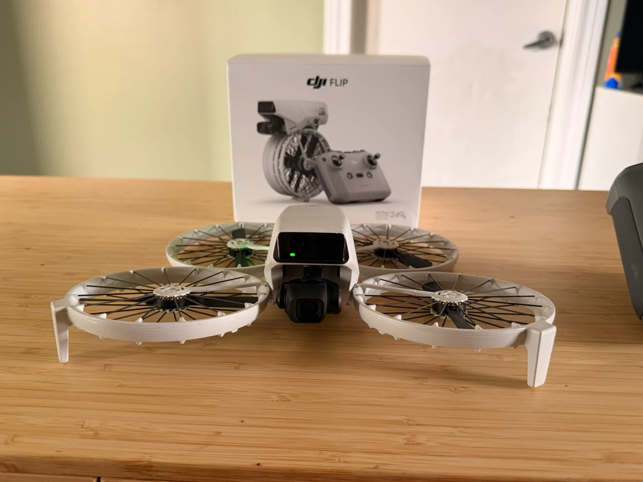 DJI flip