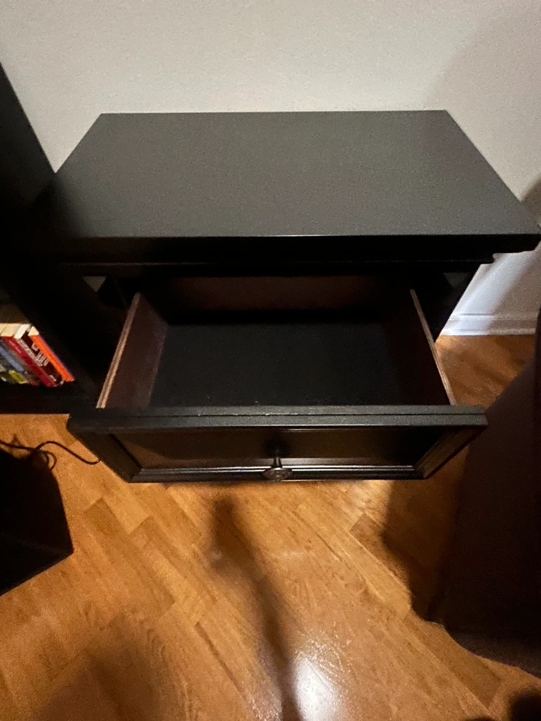 Nightstand - photo 2