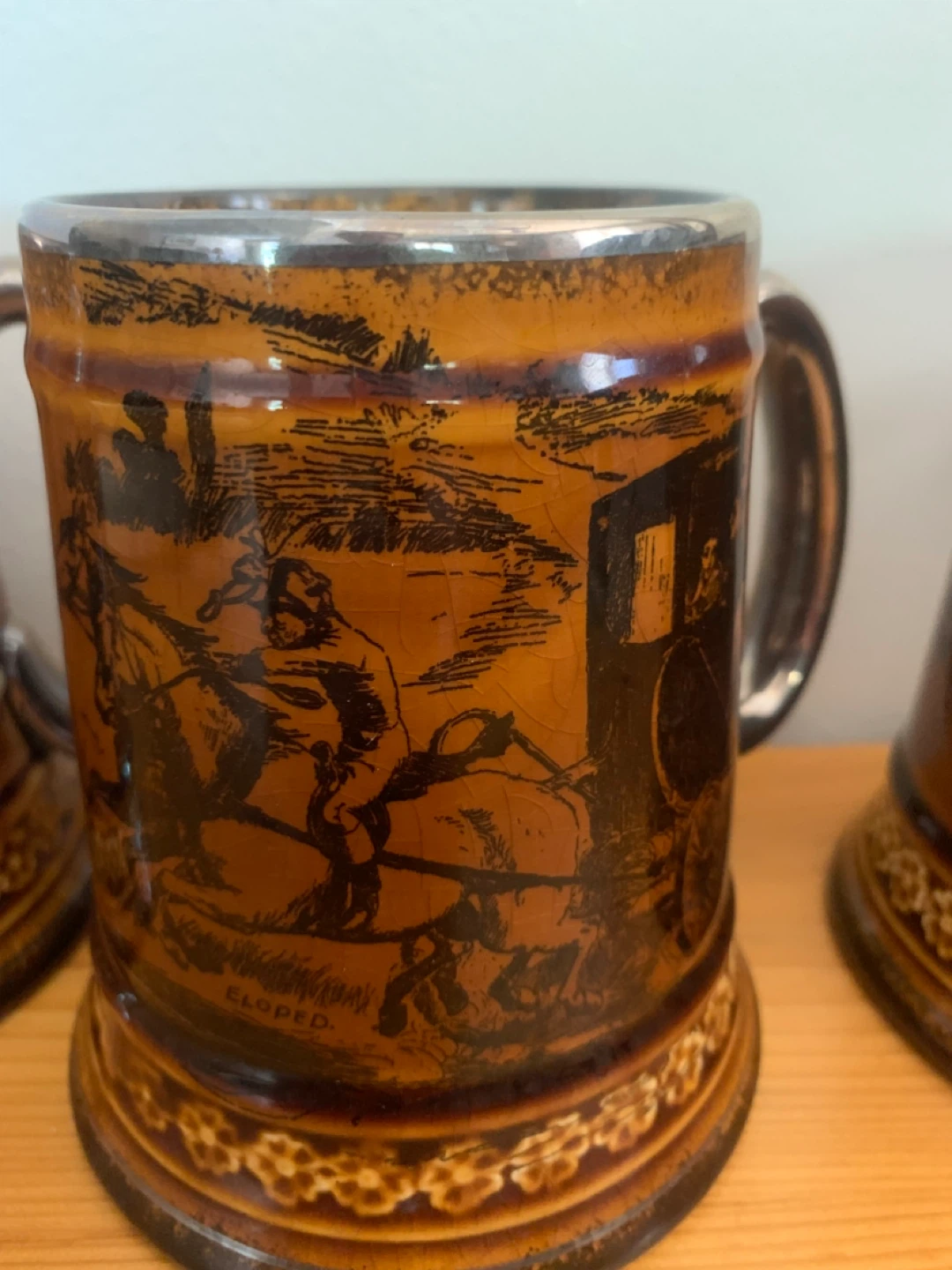 Set of 3 "Scenes from Coaching Days" Mugs - photo 3