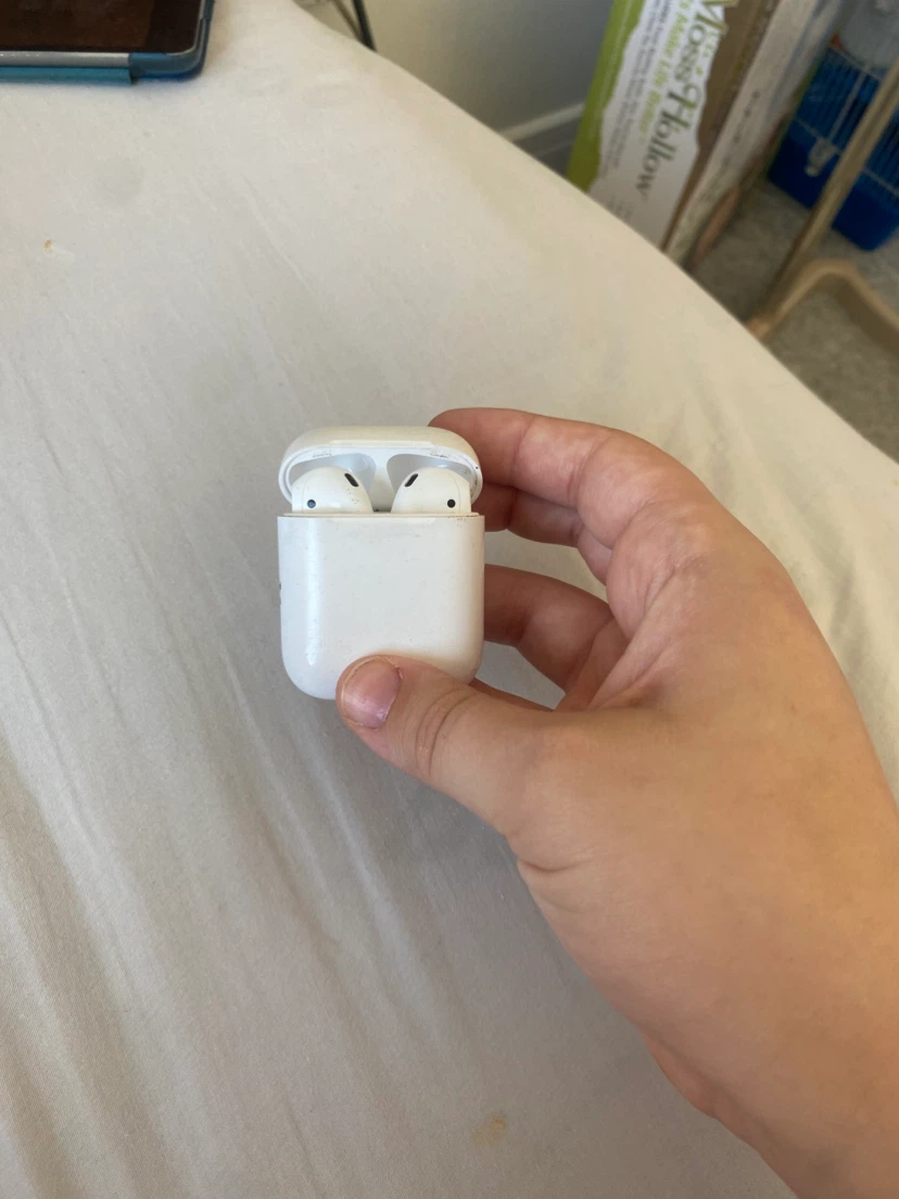 Apple AirPods