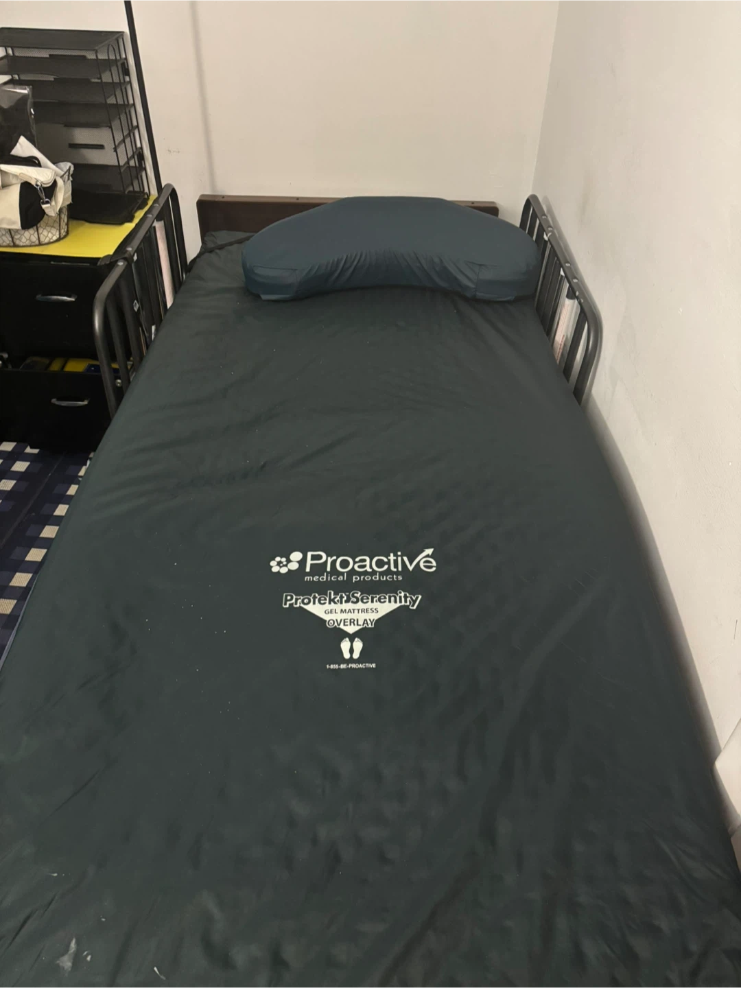 🛏️ Twin Hospital Bed for Sale – Excellent Condition! - photo 2