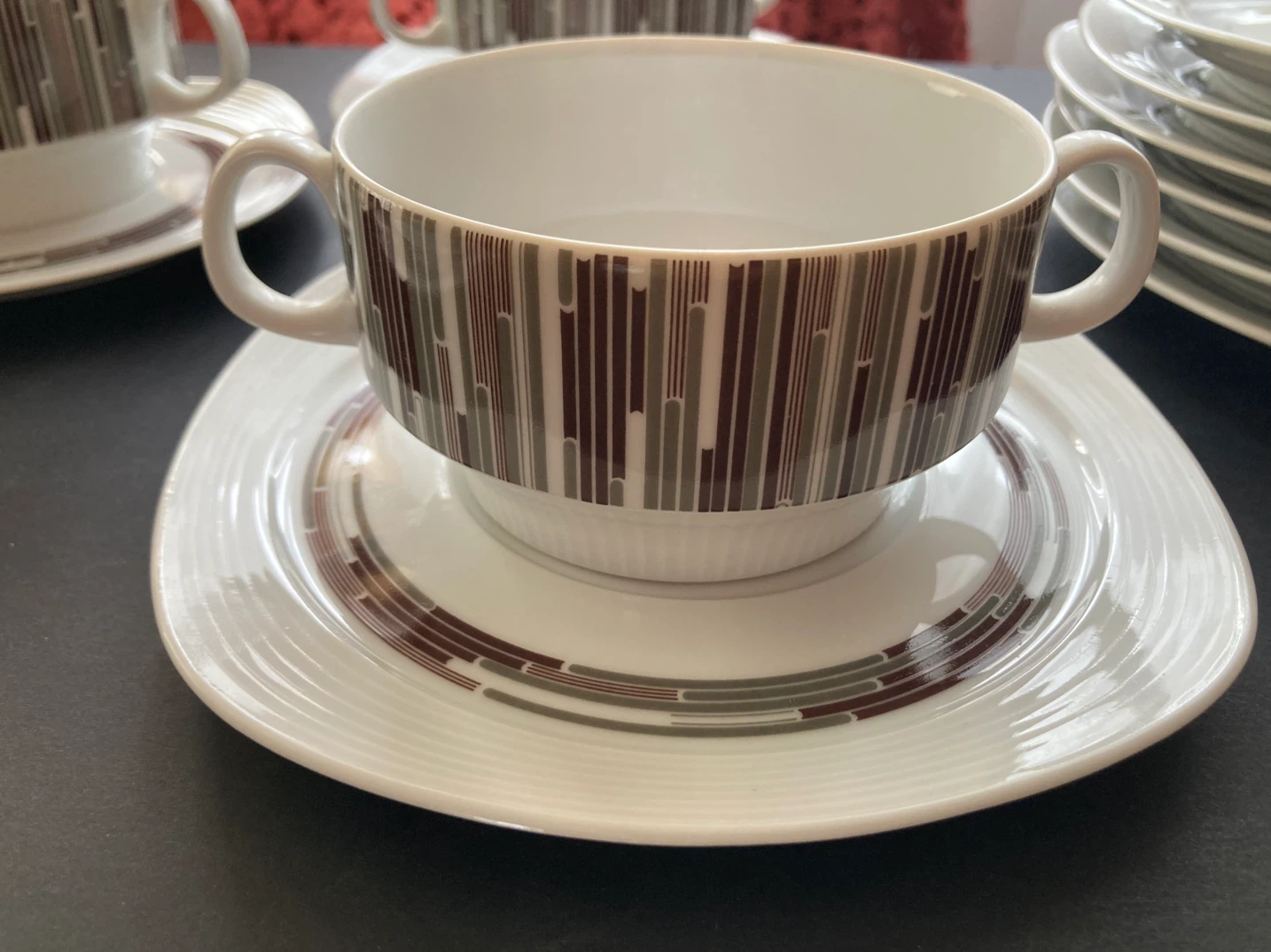 Set Soup Bowls with Saucers and plates. Arzberg - photo 3